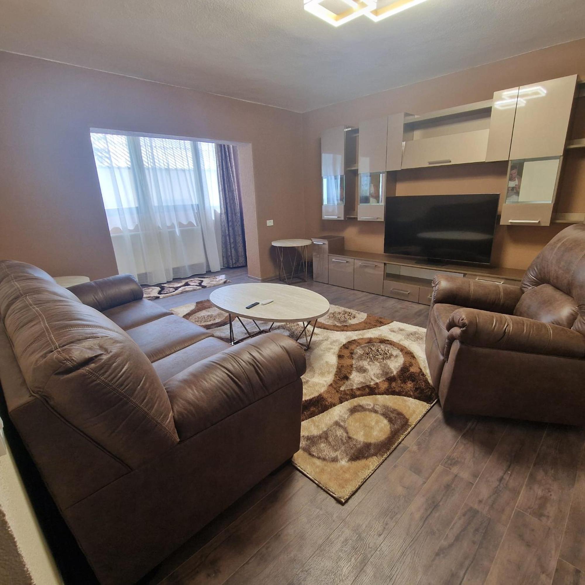 Apartament Iulius 3 Manastire Curtea de Argeş Eksteriør bilde